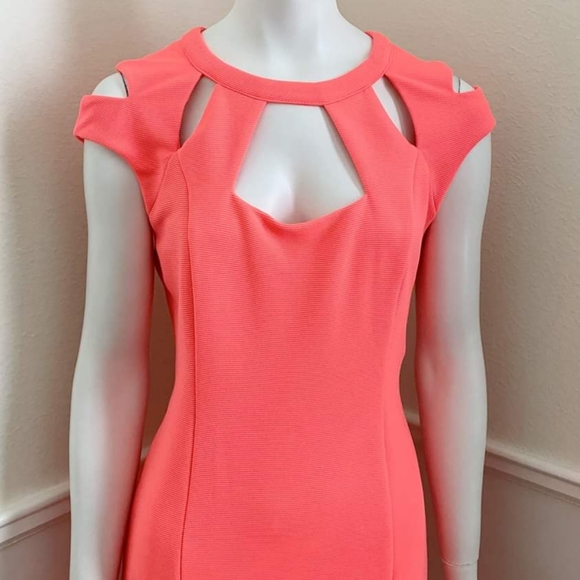 Kardashian Kollection bodycon dress - Picture 2 of 6